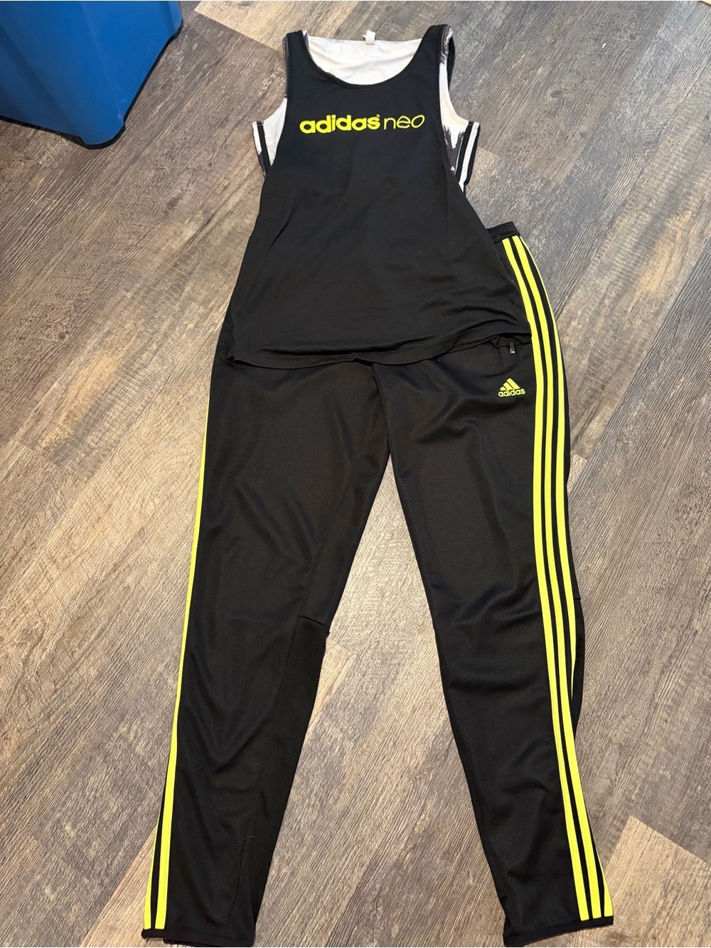 Adidas Neo Outfit